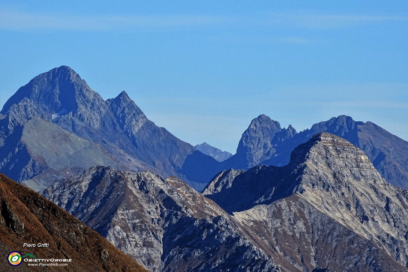 34 Maxi zoom in Pegherolo-Pizzo del Diavolo.JPG